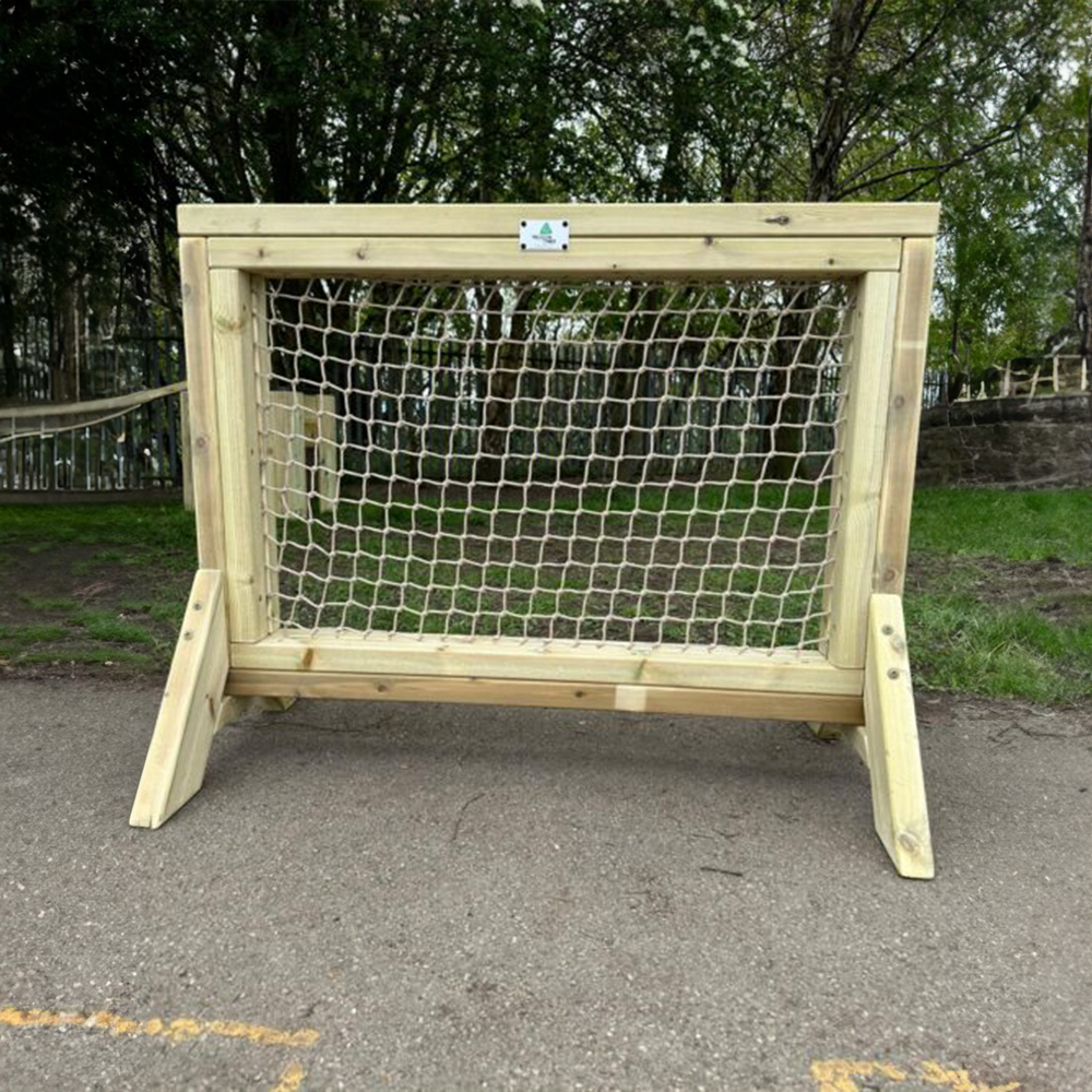 Outdoor Natural Weaving Easel