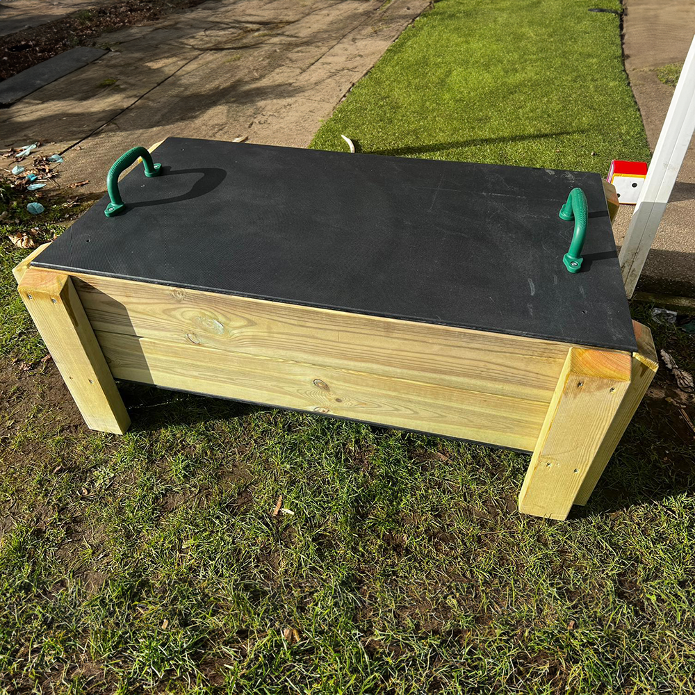 Outdoor Playground Sandpit with Lid