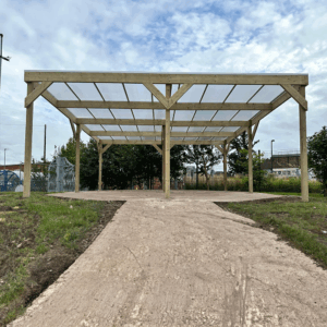 Outdoor Shelter with Clear Polycarbonate Roof