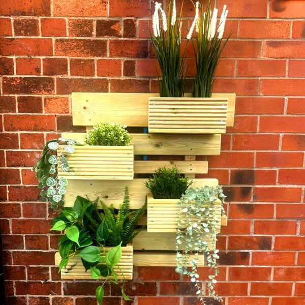 Nature Play and Planting