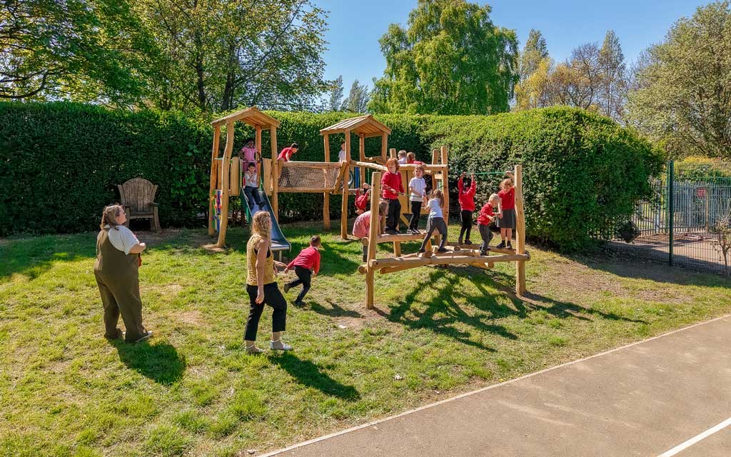 A High-Energy Robinia Adventure Hub: How Redscope Primary Transformed Their Playground