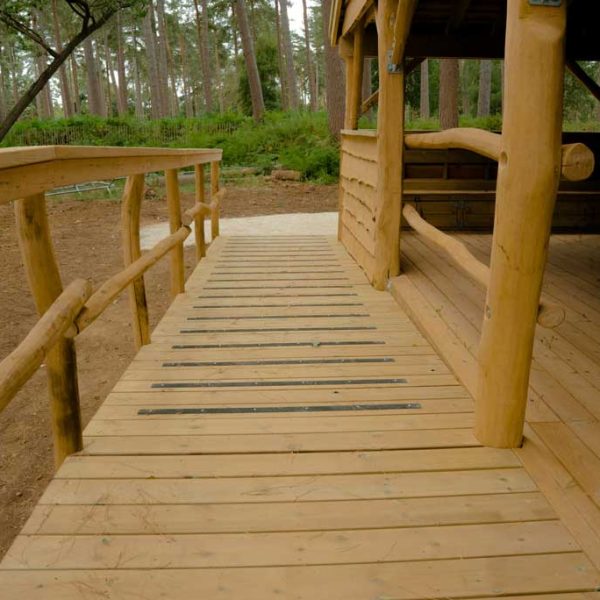 Cannock Chase Bespoke Timber Shelter (15)