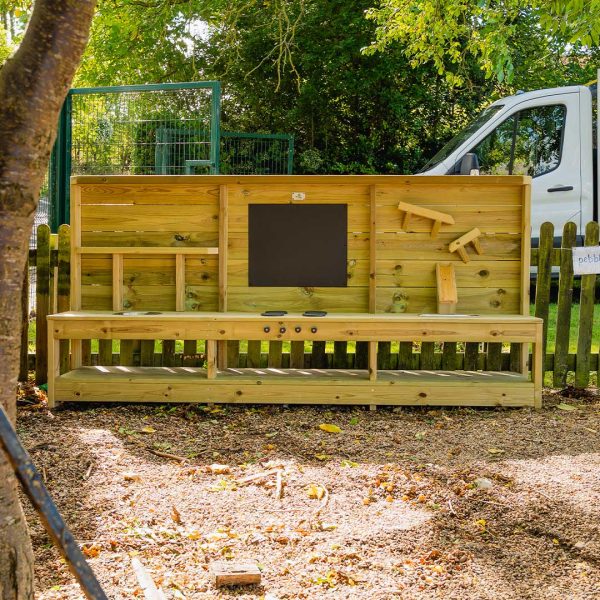 Mud-Kitchen