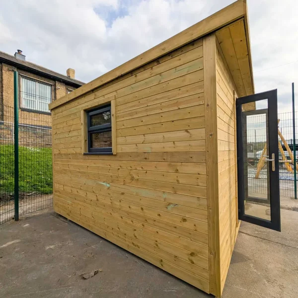 Robinia Outdoor Classroom (9)