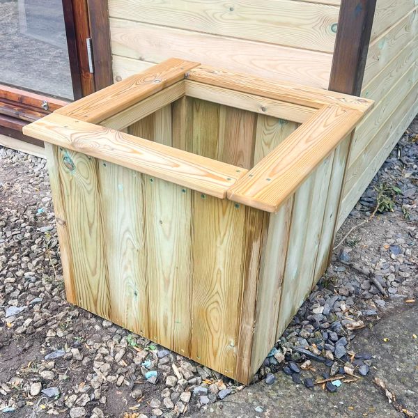 Sustainble Robinia Outdoor Classroom (9)