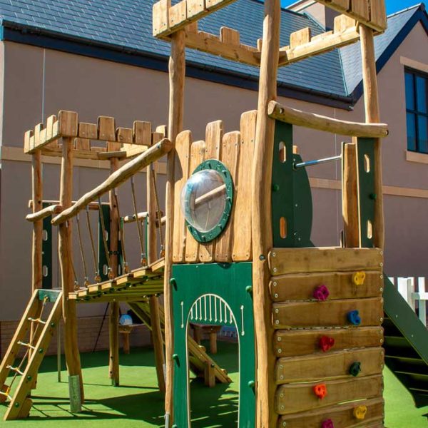Traverse Climbing Wall